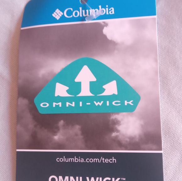 NFS.       big & tall Columbia men's shirt, pale blue sz 4X. MSRP $45 - Picture 4 of 6